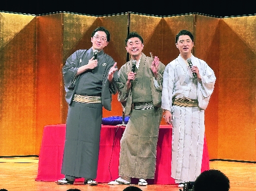 プロフィール